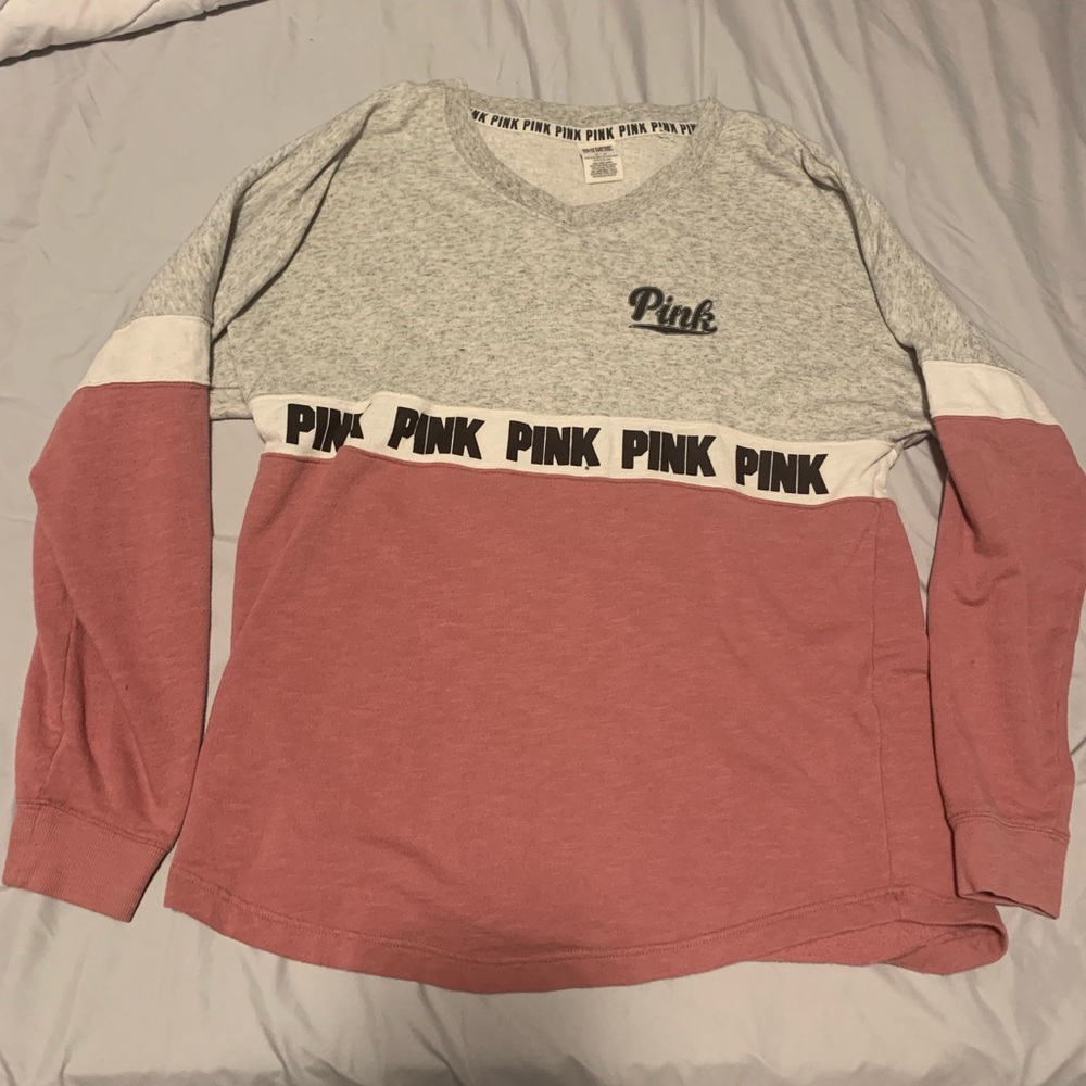 Pink sweater - Picture 2 of 5